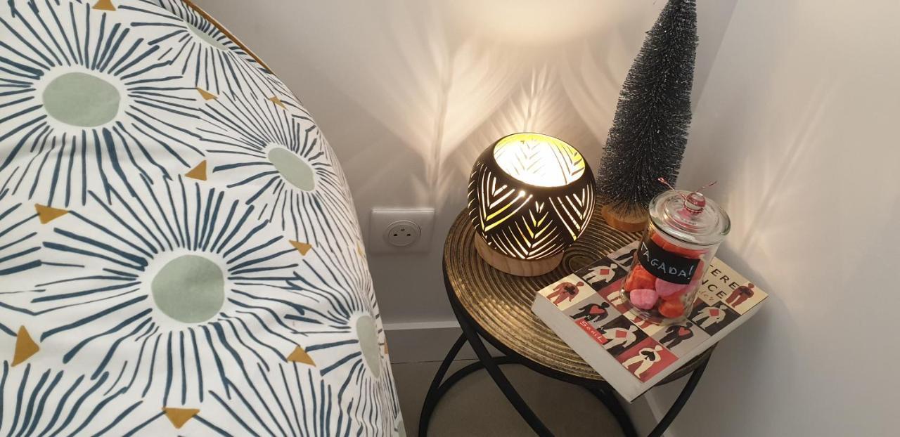 La Tour Noble Bed and Breakfast Saint-Saturnin  Εξωτερικό φωτογραφία