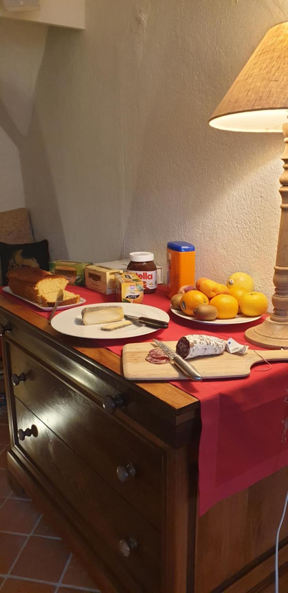 La Tour Noble Bed and Breakfast Saint-Saturnin  Εξωτερικό φωτογραφία