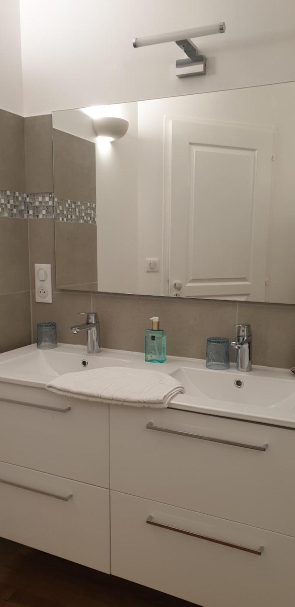 La Tour Noble Bed and Breakfast Saint-Saturnin  Εξωτερικό φωτογραφία